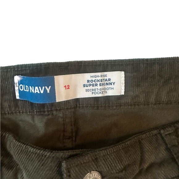 Old Navy Rockstar Super Skinny High Rise Pants - Picture 4 of 4